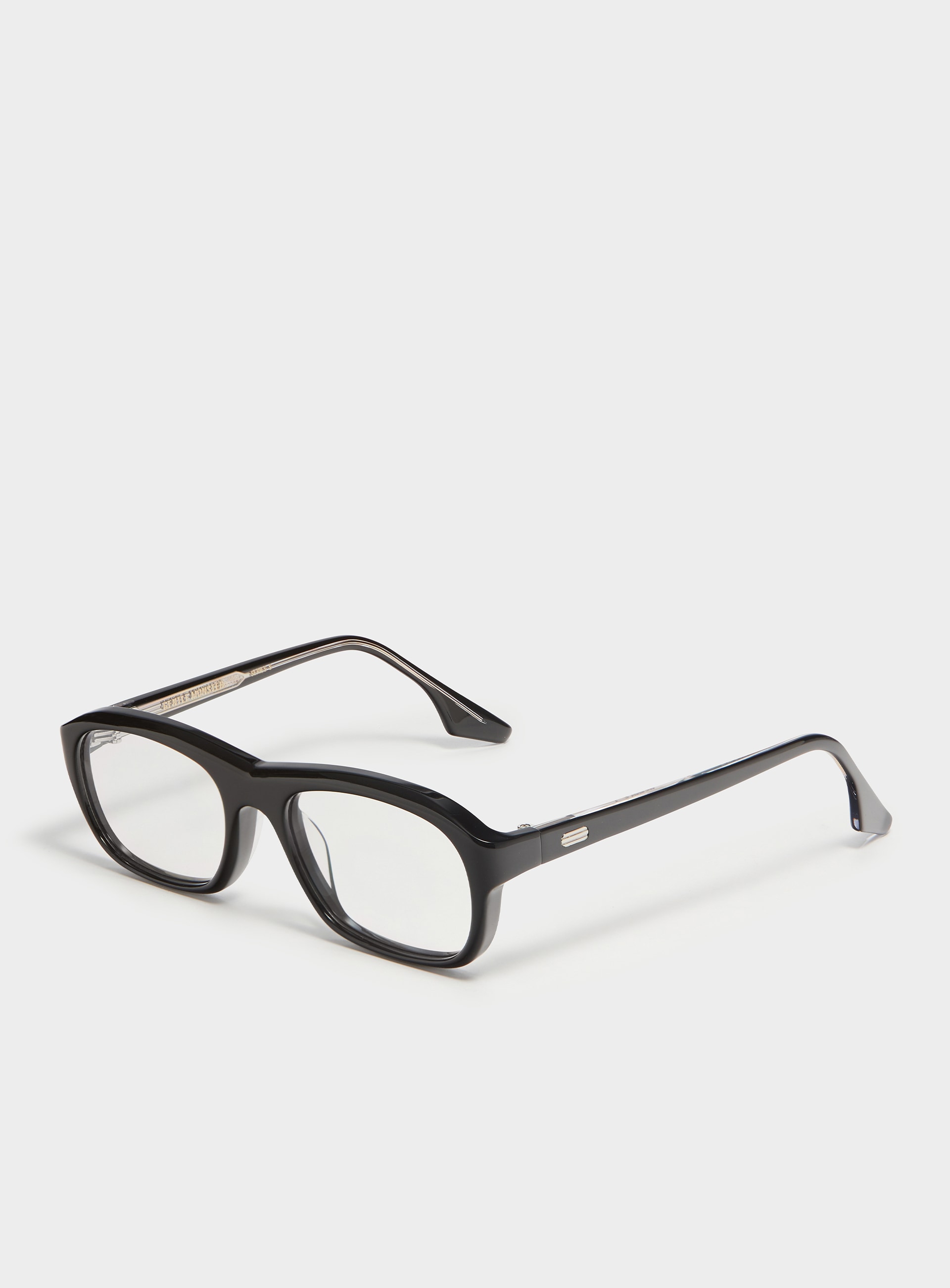 Pebble L 01