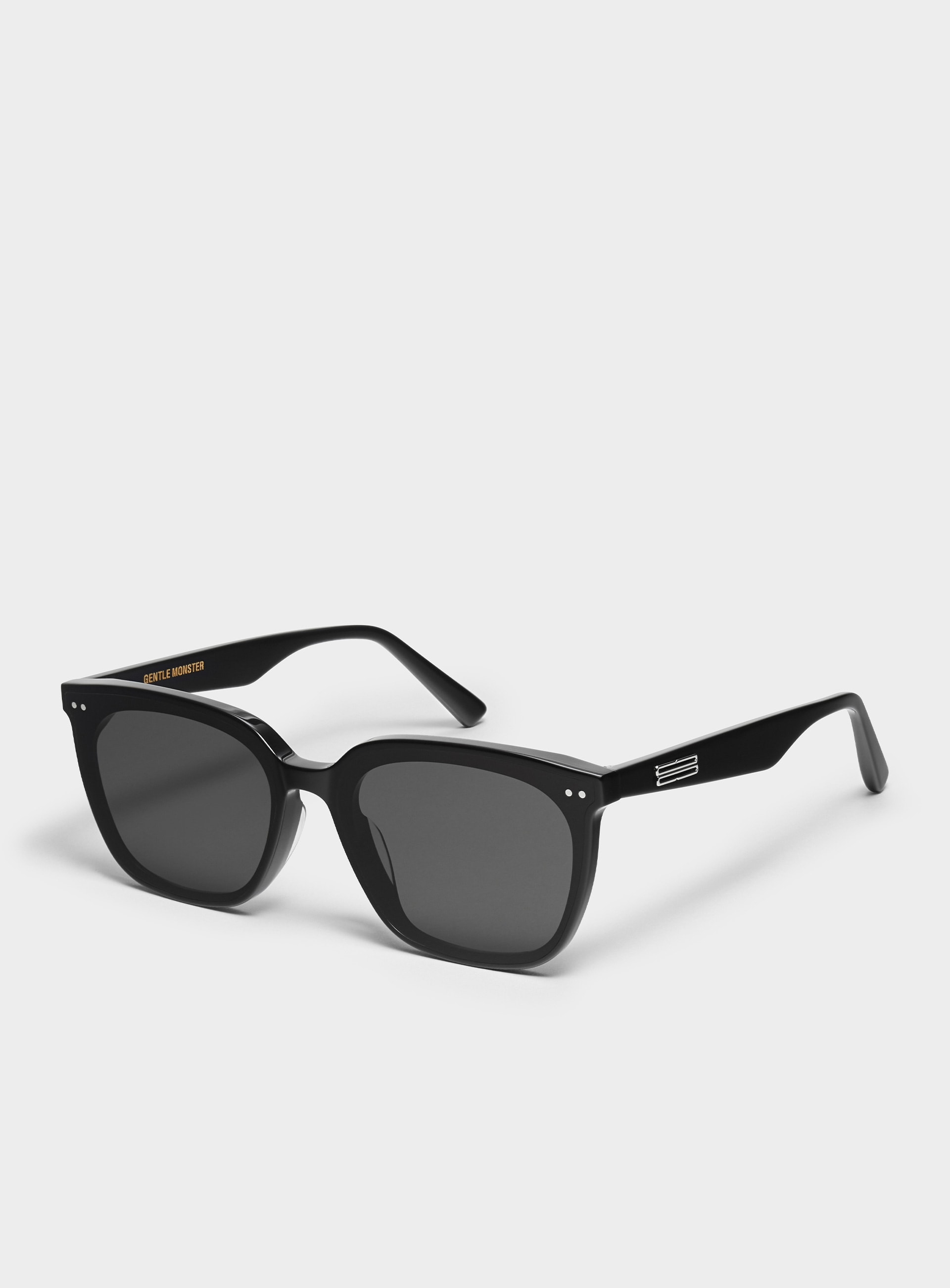 Gentle Monster Dear 01 Sunglasses | Black | FARFETCH ID