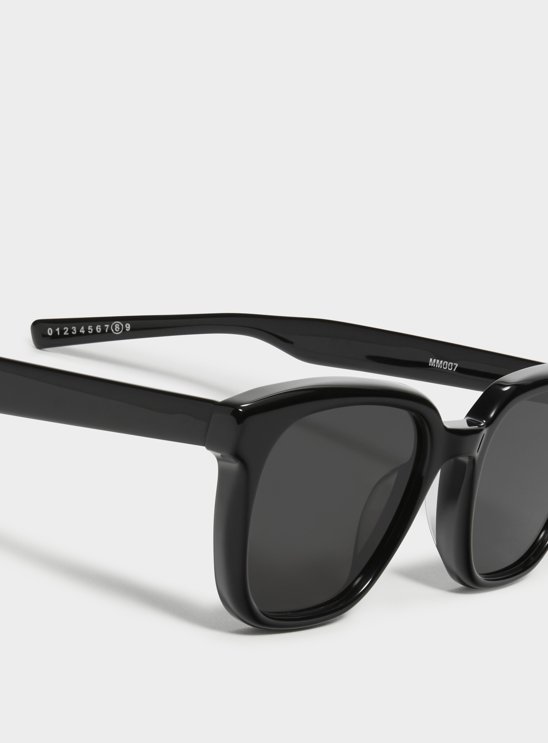 Maison Margiela – MM007 01 | Gentle Monster