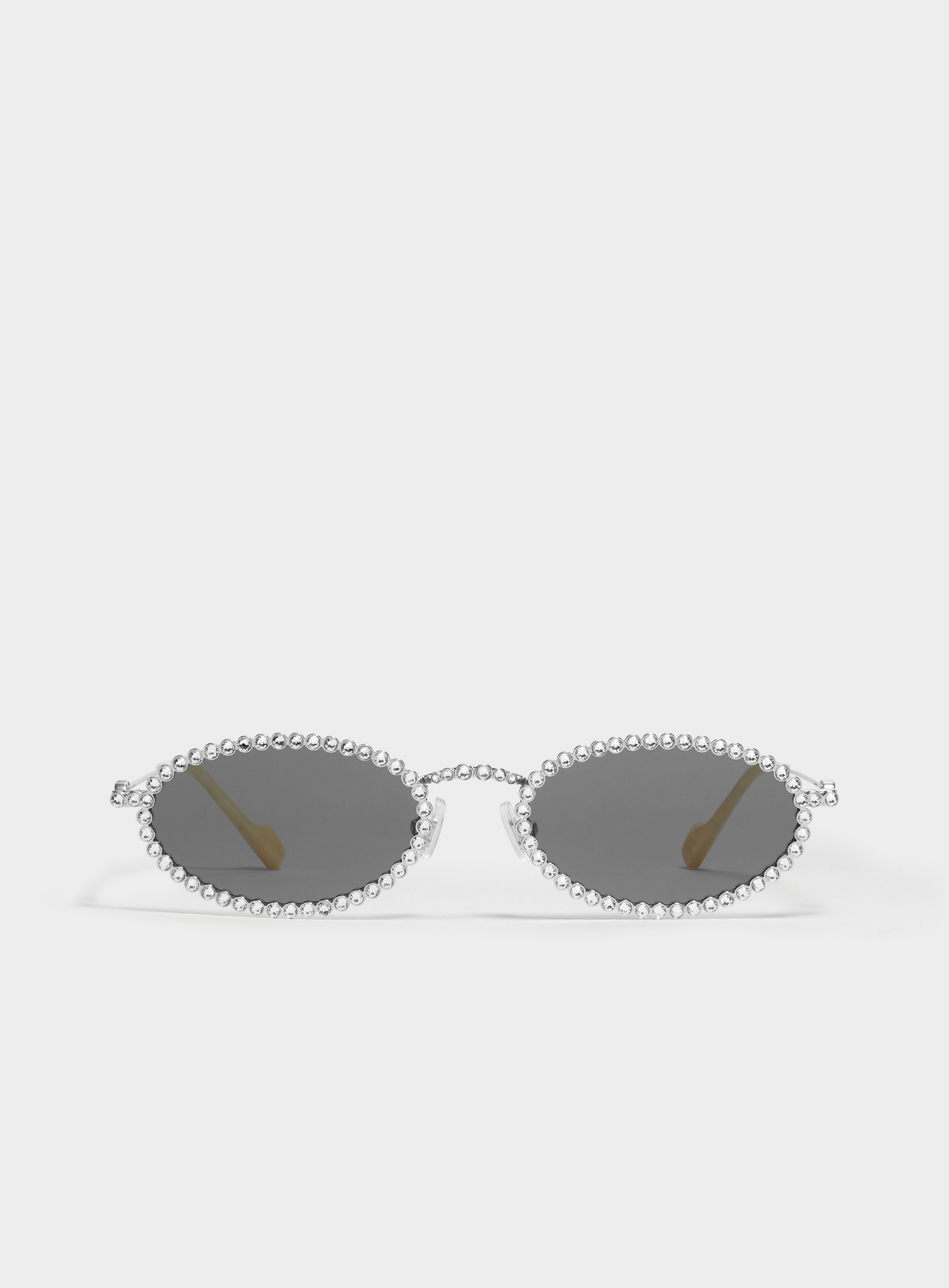 <? $selectedSimpleProduct['name'] ?? $item['product']['name'] ?>