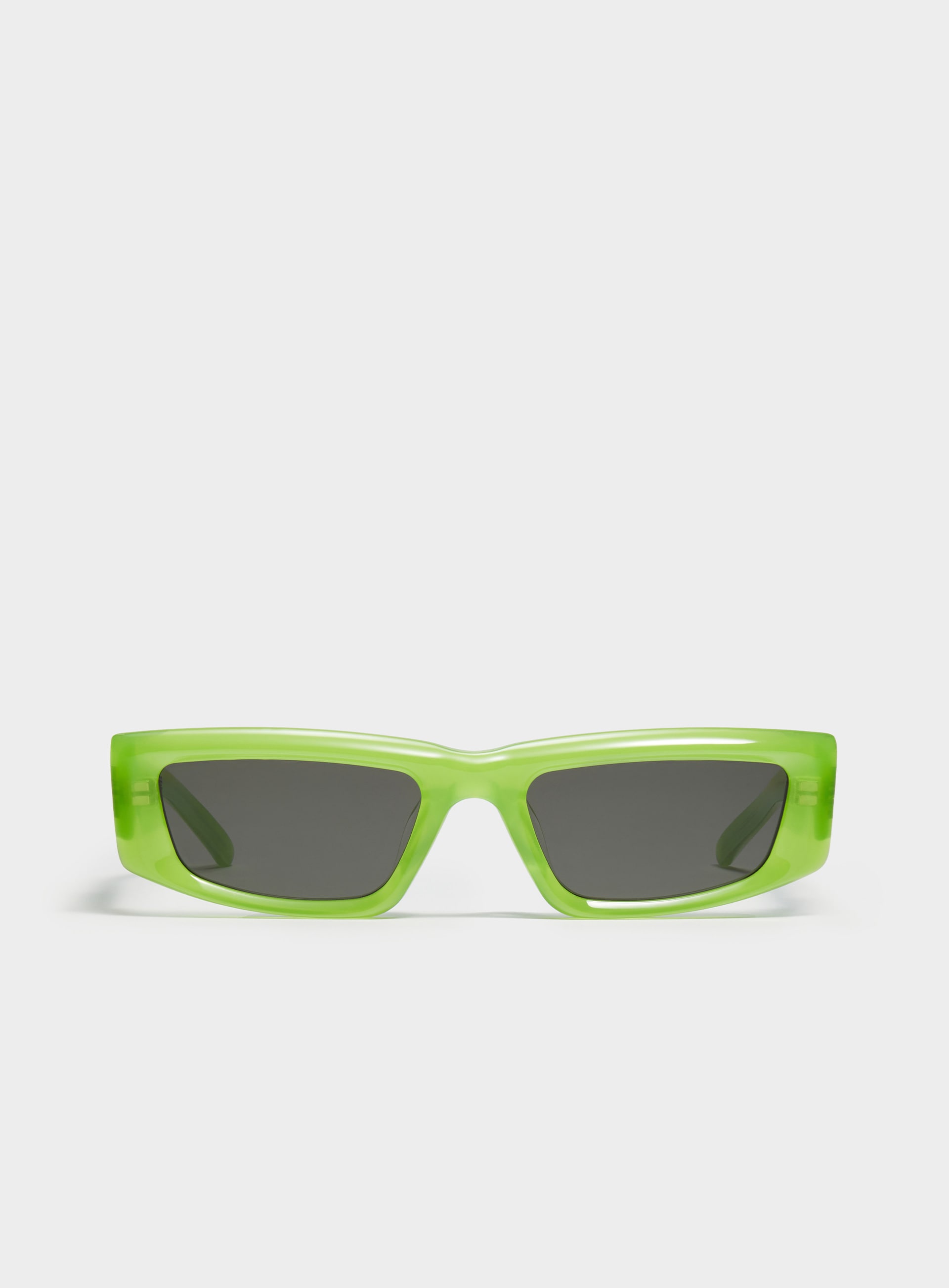 <? $selectedSimpleProduct['name'] ?? $item['product']['name'] ?>
