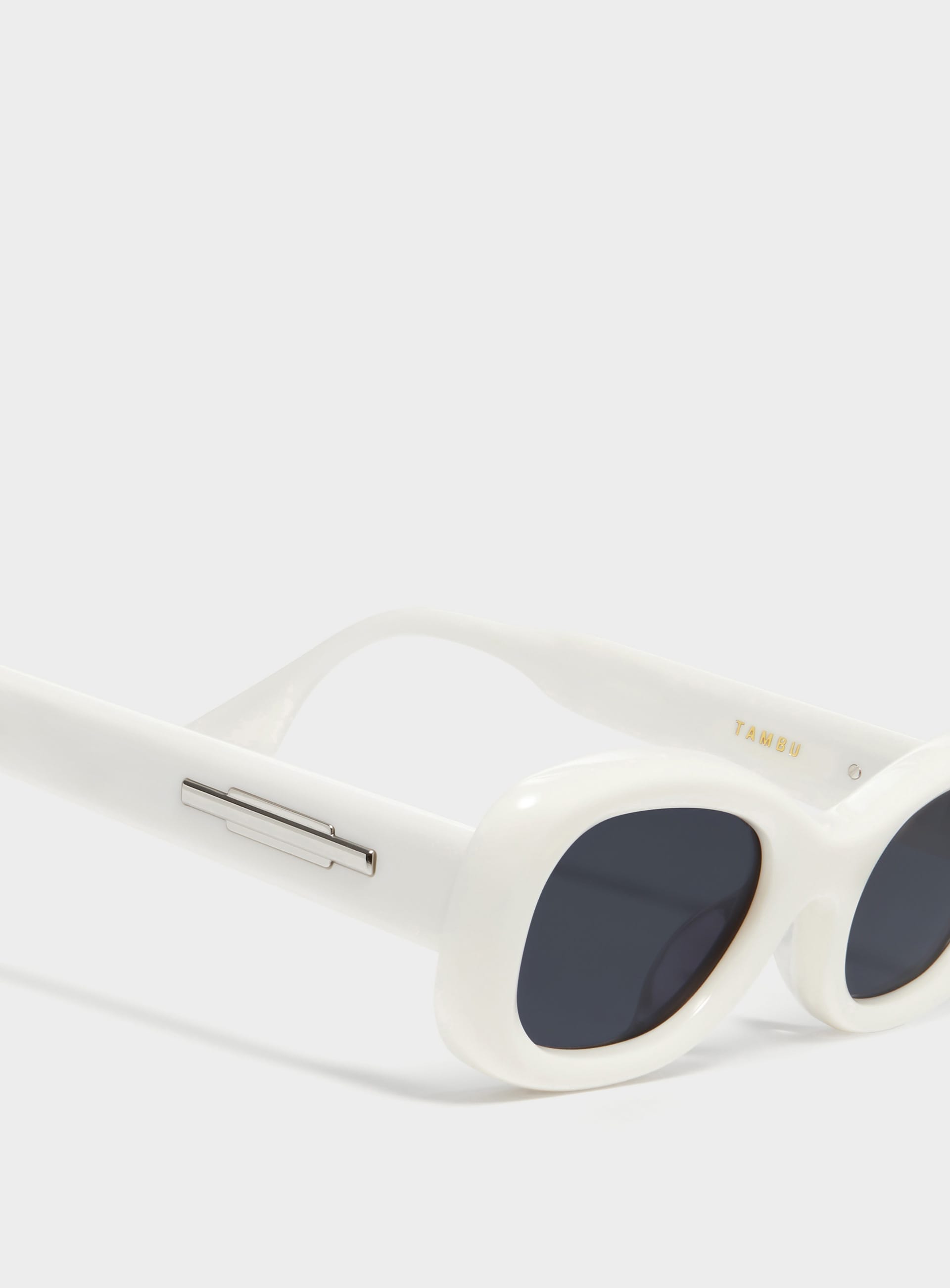 Tambu W1